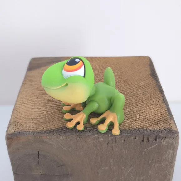 Littlest Pet Shop LPS Frog #264 Gecko #2212 - Picture 7 of 13